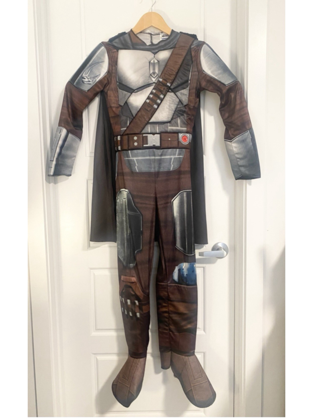 Star Wars The Mandalorian Boys Large Costume Jazwares Padded Jumpsuit Cape